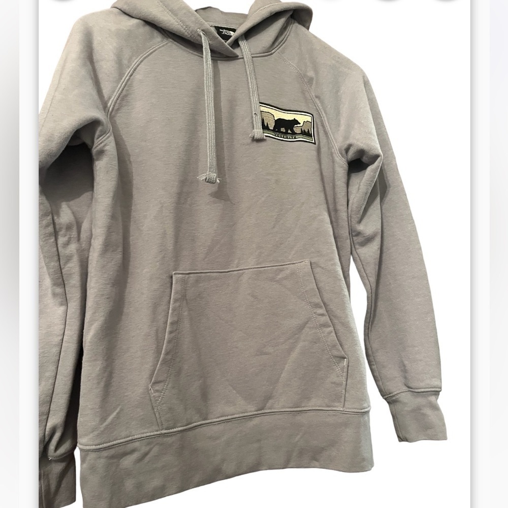 The North Face Gray Logo Hoodie Women Sz M Yosemite - Picture 1 of 7